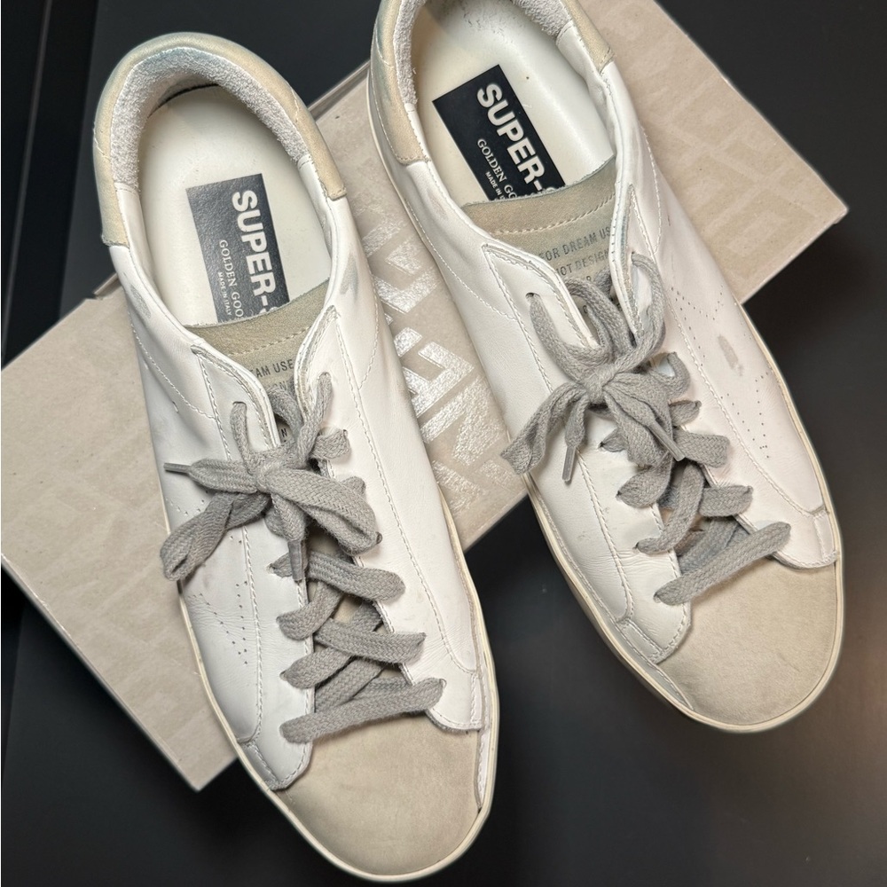Golden Goose Men's Super-Star with perforated star and ice-gray heel tab - Picture 4 of 16